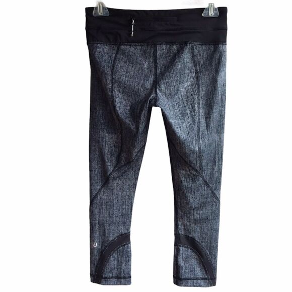 Lululemon Run Inspire Crop II Luxtreme Burlap Texture Black Dune Size 4 Leggings - Picture 4 of 12